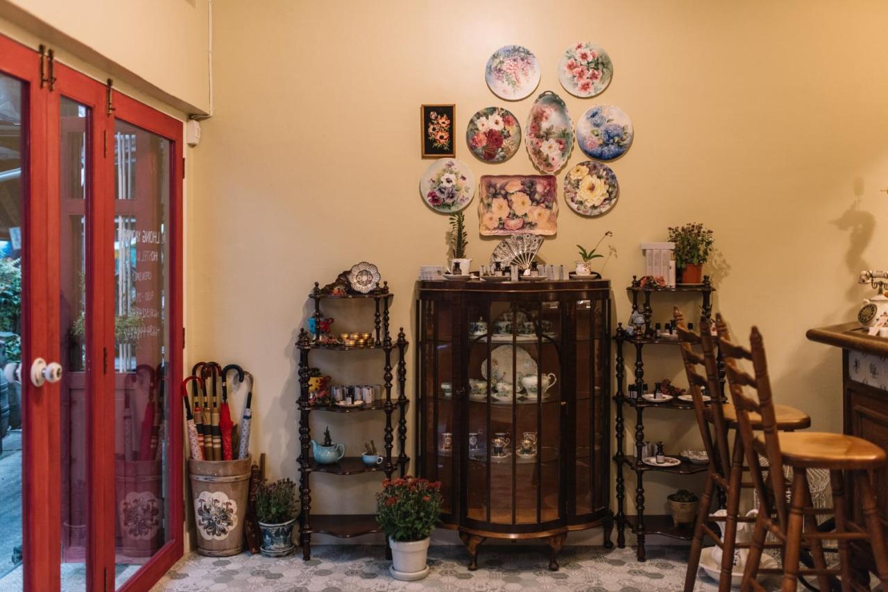 Lhong Yaowarat Hostel Bangkok Bagian luar foto