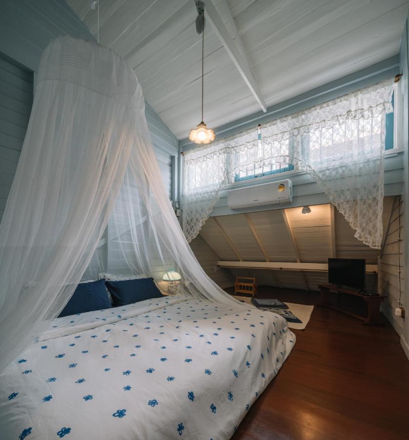 Lhong Yaowarat Hostel Bangkok Bagian luar foto